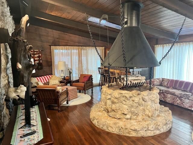 8903 Maidens Road, Bear Lake, MI 49614