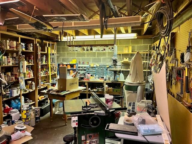 8903 Maidens Road, Bear Lake, MI 49614