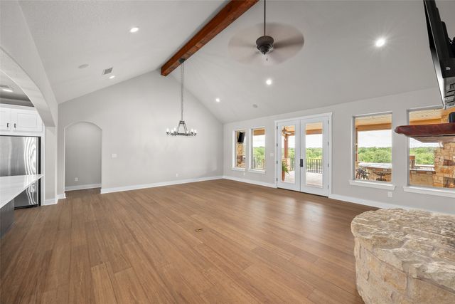 727 S Sugartree Drive, Lipan, TX 76462