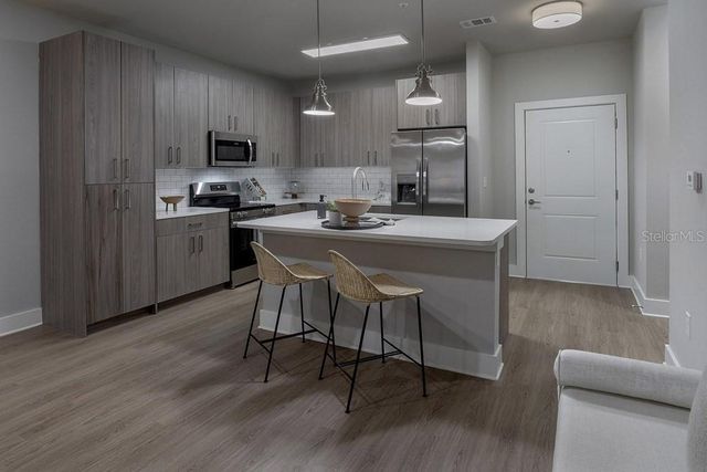 1015 LAKE FOREST BOULEVARD C1, Winter Haven, FL 33884
