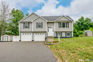 26 Old Putnam Rd Extension, Plainfield, CT 06239