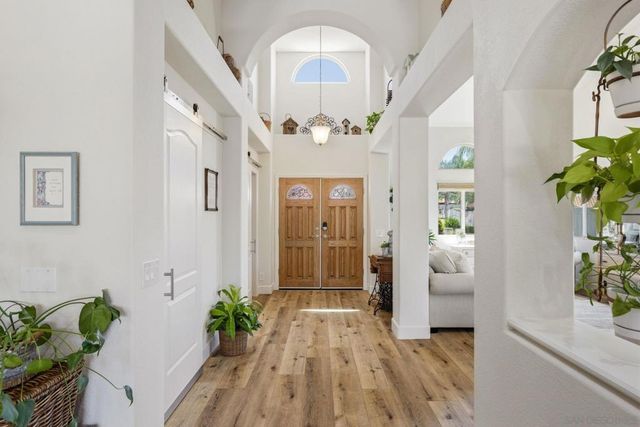 8850 Summerhill Point, Alpine, CA 91901