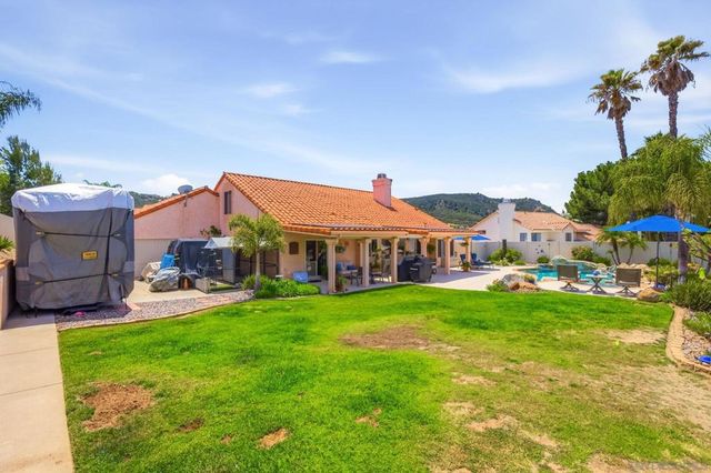 8850 Summerhill Point, Alpine, CA 91901