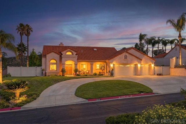 8850 Summerhill Point, Alpine, CA 91901