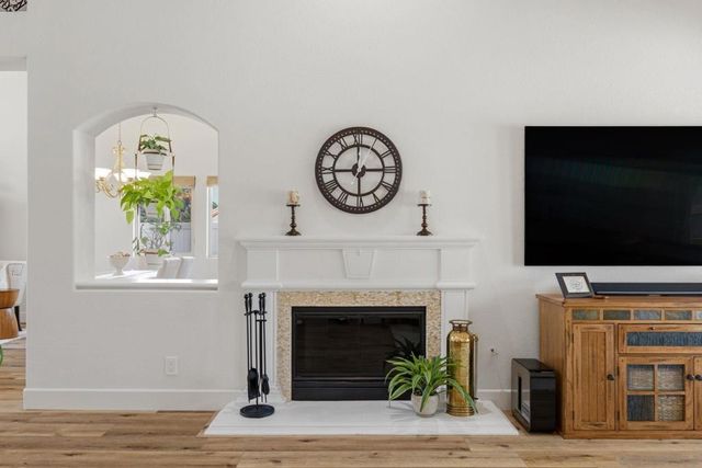 8850 Summerhill Point, Alpine, CA 91901