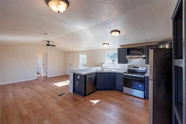 720 Jupiter Avenue, Granbury, TX 76049