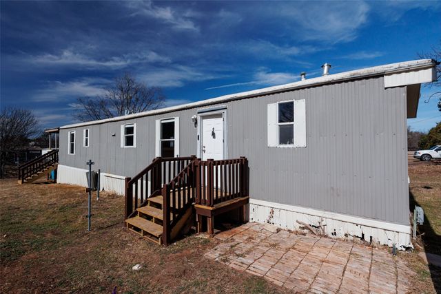 720 Jupiter Avenue, Granbury, TX 76049