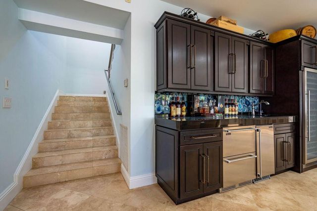 4130 NE 31st Avenue, Lighthouse Point, FL 33064