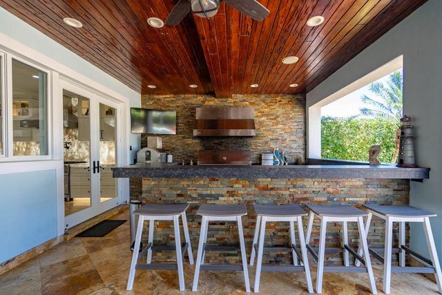 4130 NE 31st Avenue, Lighthouse Point, FL 33064