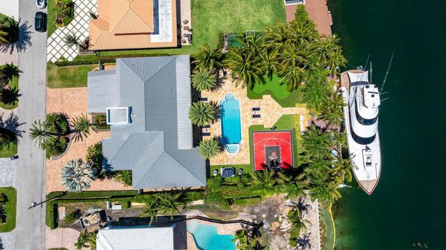 4130 NE 31st Avenue, Lighthouse Point, FL 33064