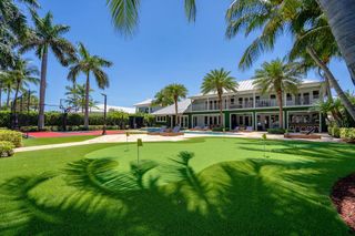 4130 NE 31st Avenue, Lighthouse Point, FL 33064