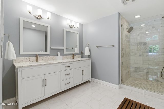 2945 N 47TH Place, Phoenix, AZ 85018