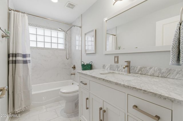 2945 N 47TH Place, Phoenix, AZ 85018