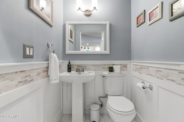 2945 N 47TH Place, Phoenix, AZ 85018