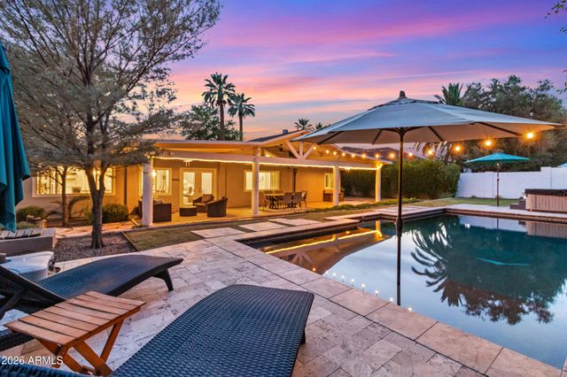 2945 N 47TH Place, Phoenix, AZ 85018