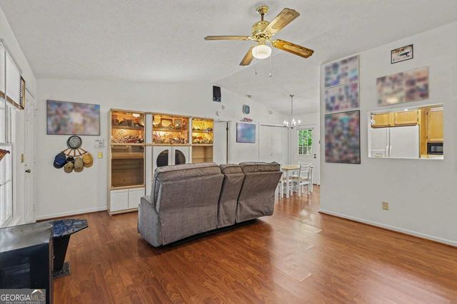 107 Pine Haven Drive, Carrollton, GA 30116