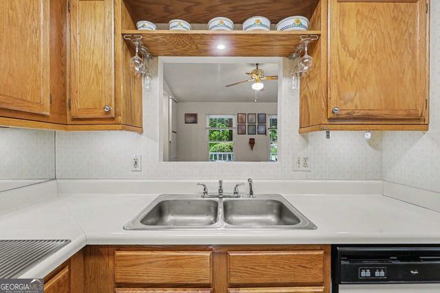 107 Pine Haven Drive, Carrollton, GA 30116