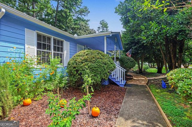 107 Pine Haven Drive, Carrollton, GA 30116