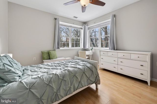 269 MEADOWLARK DR, Hamilton, NJ 08690