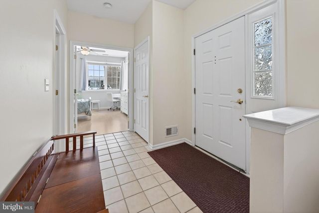 269 MEADOWLARK DR, Hamilton, NJ 08690