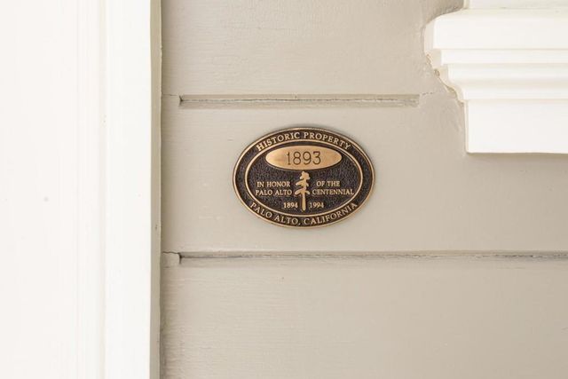 2275 Amherst Street, Palo Alto, CA 94306