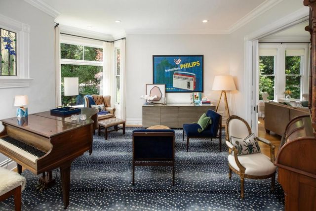 2275 Amherst Street, Palo Alto, CA 94306
