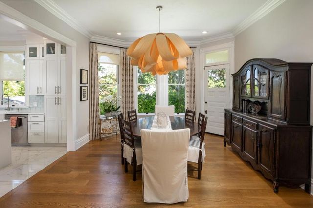 2275 Amherst Street, Palo Alto, CA 94306