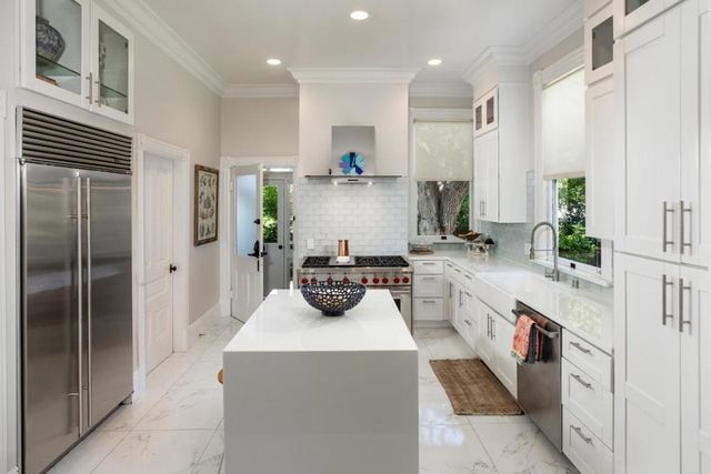 2275 Amherst Street, Palo Alto, CA 94306