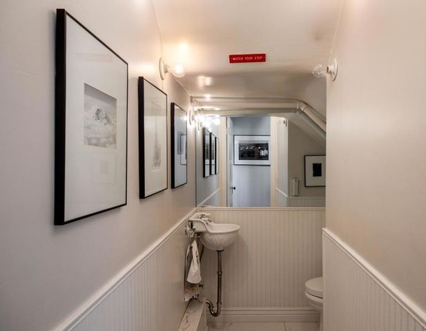2275 Amherst Street, Palo Alto, CA 94306