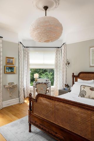 2275 Amherst Street, Palo Alto, CA 94306