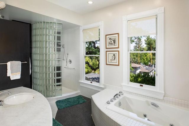 2275 Amherst Street, Palo Alto, CA 94306