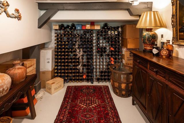 2275 Amherst Street, Palo Alto, CA 94306