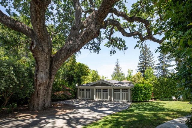 2275 Amherst Street, Palo Alto, CA 94306