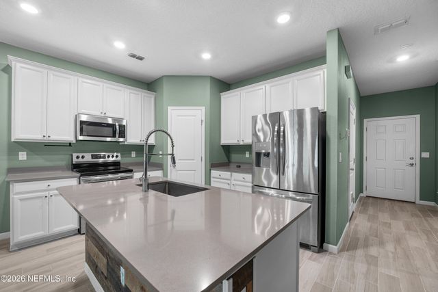 1609 POTTSBURG POINT Drive, Jacksonville, FL 32207