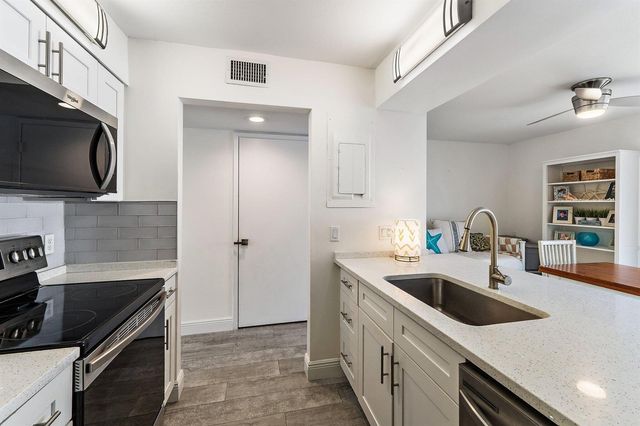6343 Riverwalk Lane 3, Jupiter, FL 33458