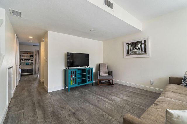 6343 Riverwalk Lane 3, Jupiter, FL 33458