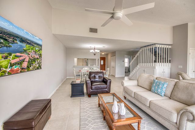 495 Prestwick Circle, Palm Beach Gardens, FL 33418