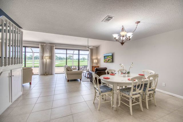 495 Prestwick Circle, Palm Beach Gardens, FL 33418