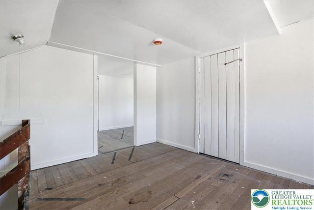 3756 West Walnut, South Whitehall Twp, PA 18104