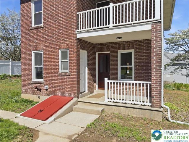 3756 West Walnut, South Whitehall Twp, PA 18104