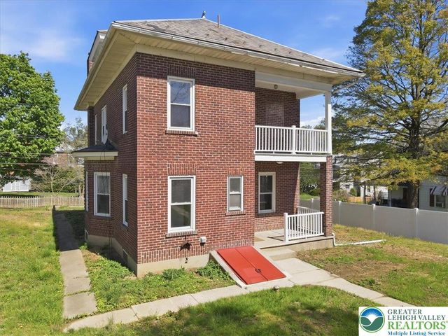 3756 West Walnut, South Whitehall Twp, PA 18104