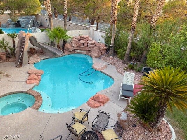 302 Doe Run, Henderson, NV 89012