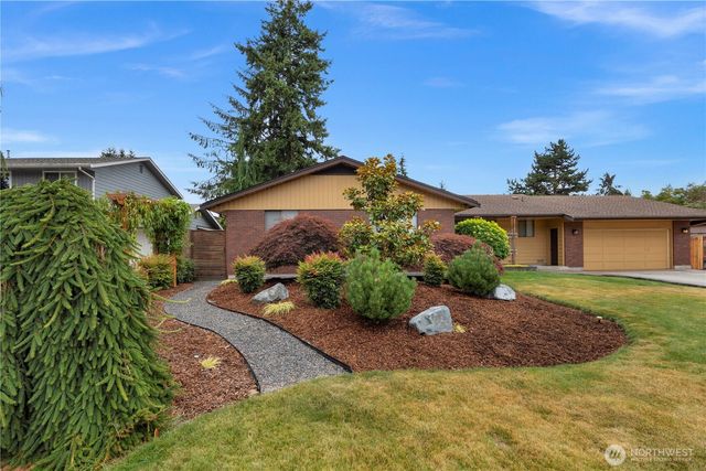 2124 104th Street SE, Everett, WA 98208