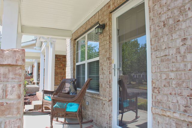 1439 Riverbrook Dr, Hermitage, TN 37076