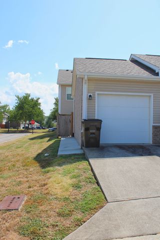 1439 Riverbrook Dr, Hermitage, TN 37076