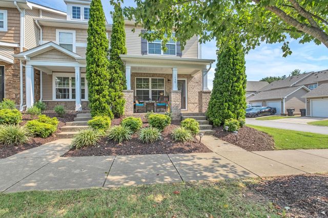 1439 Riverbrook Dr, Hermitage, TN 37076