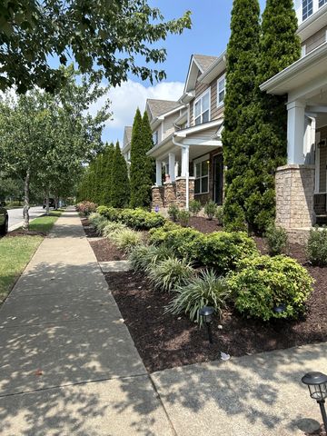 1439 Riverbrook Dr, Hermitage, TN 37076