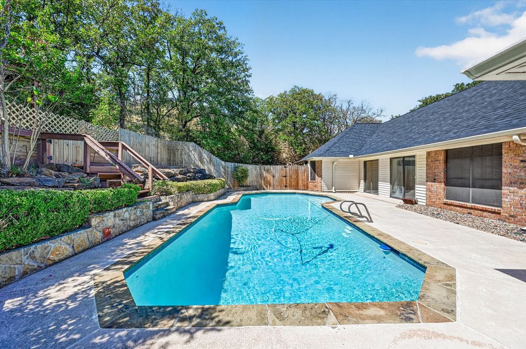 6501 Oakview Drive, Flower Mound, TX 75022 — photo 2