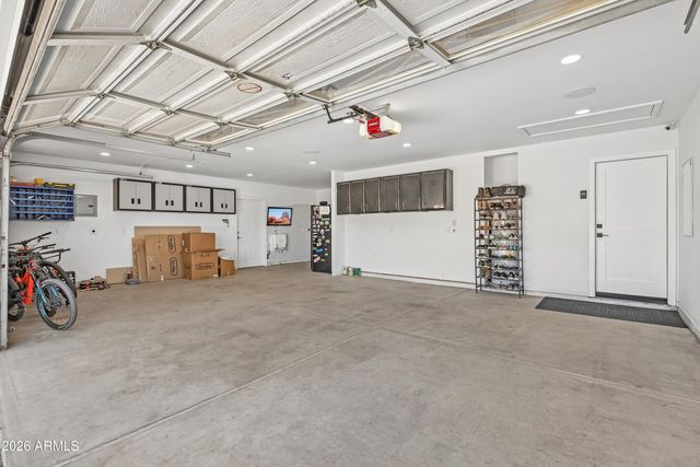 4451 W Creedance Boulevard, Glendale, AZ 85310