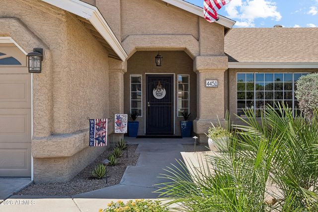 4451 W Creedance Boulevard, Glendale, AZ 85310